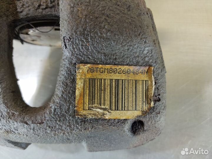 Суппорт передний левый Peugeot 408 2012-2021