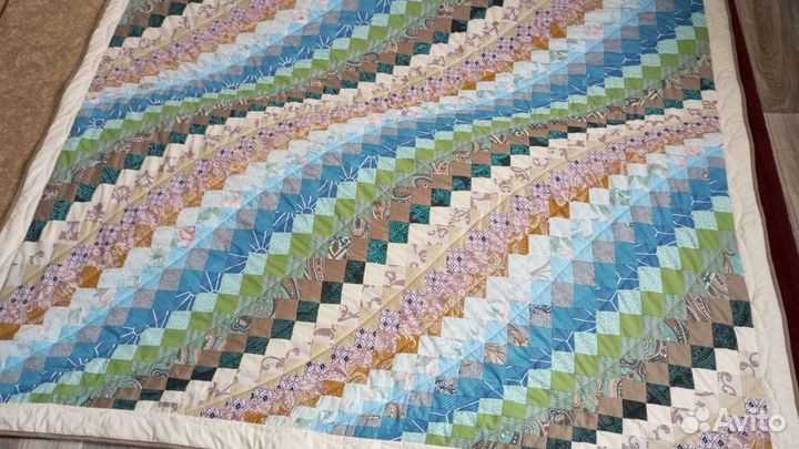 Лоскутное одеяло ручной работы