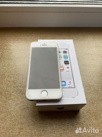 Телефон iPhone 5s, Silver