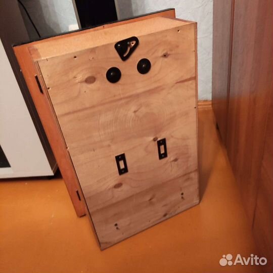 Часы настенные СССР янтарь