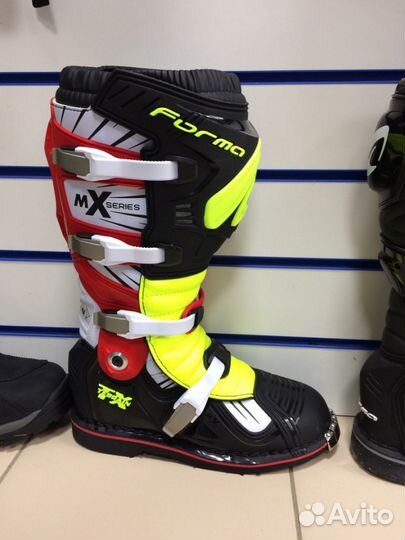 Кроссовые мотоботы forma terrain TX