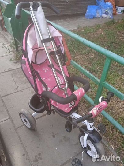 Прогулочная коляска