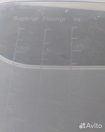 Контейнер для сыпучих продуктов