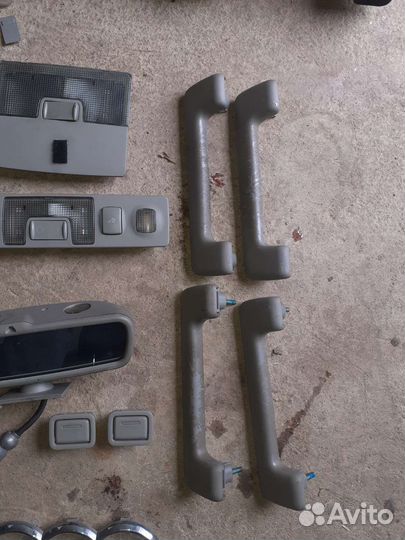 Элементы салона S8D2 A8D2