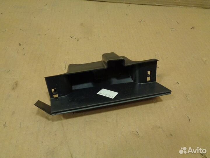 Renault Duster кронштейн радиатора передний правый