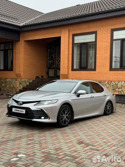 Toyota Camry 2.0 AT, 2019, 190 000 км