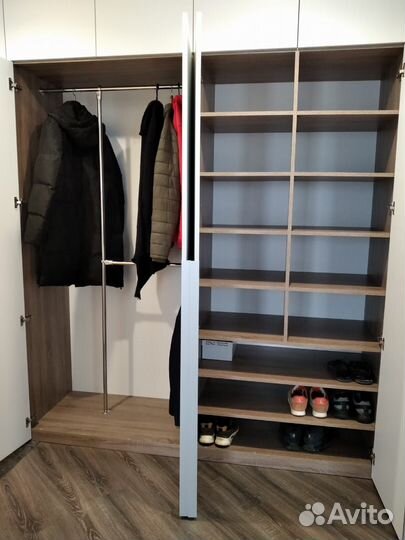 Шкаф в прихожую