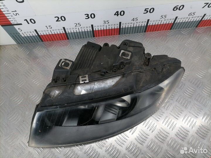 Фара левая Audi A4/S4