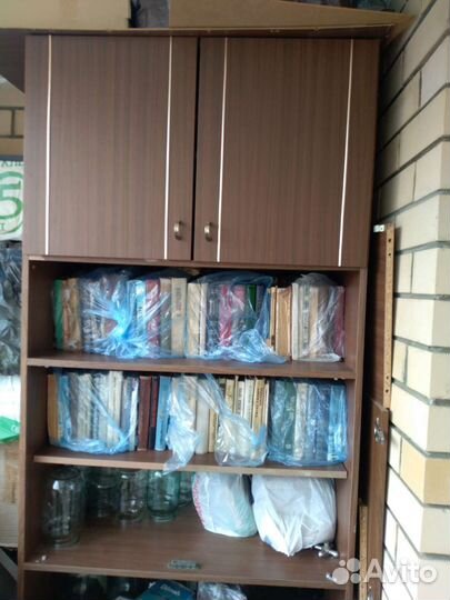 Полка книжная