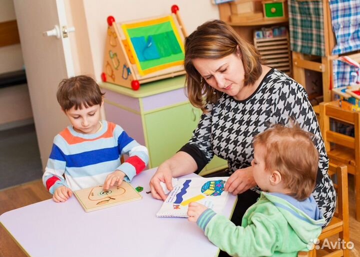 Запуск речи, дефектолог и логопед