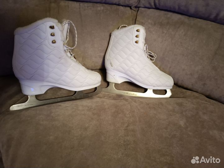 Коньки фигурные 37 размер Nordway Vita