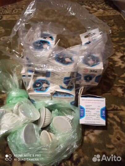 Светильник настолн гибкий и люстра, лампочки LED