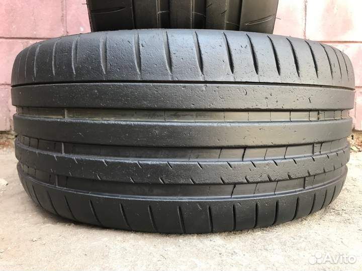 Michelin Pilot Super Sport 235/35 R20