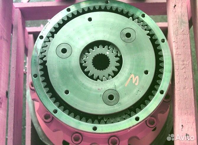 R 220LC-9SH Редуктор поворота Hyundai 220-9