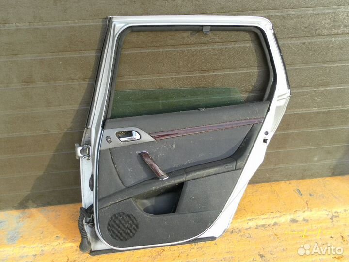 Дверь задняя правая пежо 407 универсал в сборе