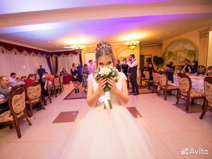 Ведущий Диджей с оборудованием, Тамада, Dj