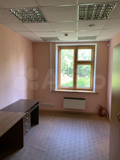 Гостиница, 1300 м²