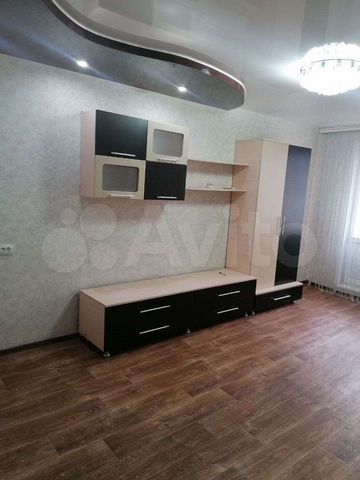 2-к. квартира, 43 м², 3/5 эт.