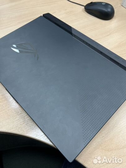 Игровой ноутбук Asus Rog Strix G15
