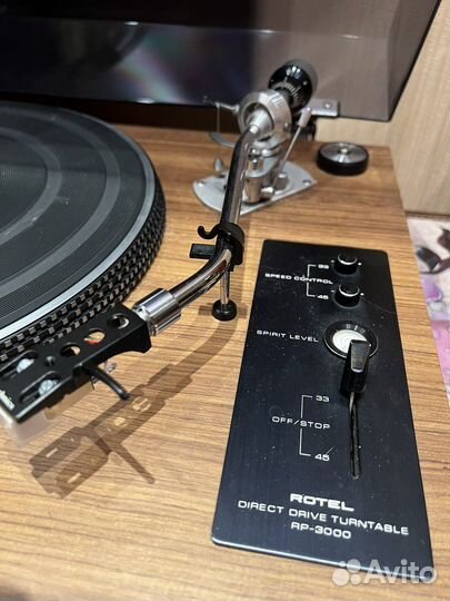 Проигрыватель винила rotel RP-3000