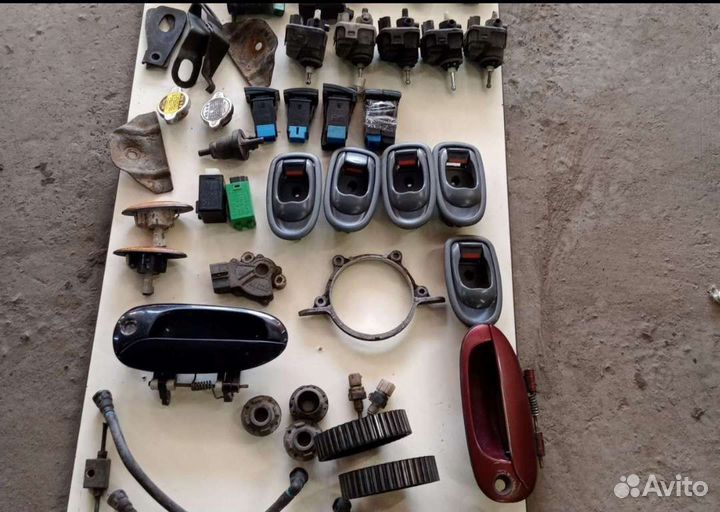 Всякую мелочь на Kia Spectra