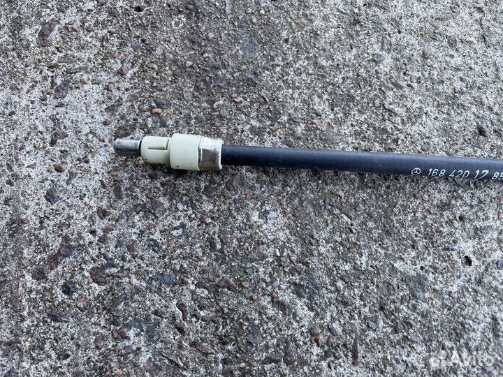 Трос стояночного тормоза