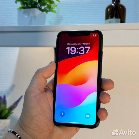 iPhone 11, 64 ГБ