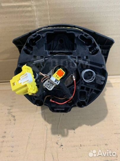 Подушка безопасности передняя Volkswagen Passat