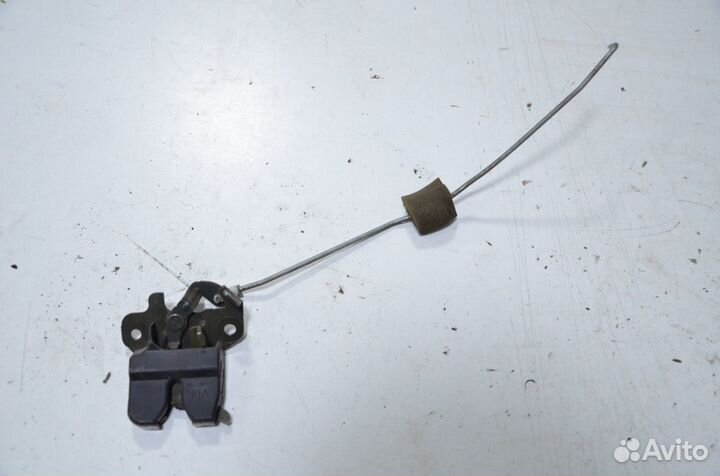 Замок и защелка багажника Кия Спектра