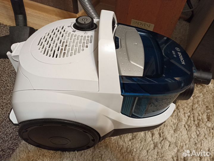 Пылесос Bosch GS 10