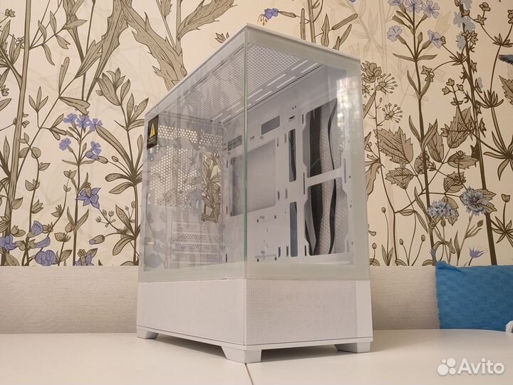 Компьютерный корпус gamemax Vista MW (новый)