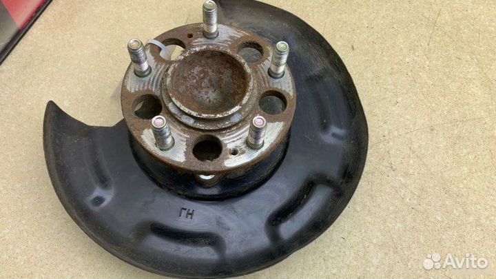 Ступица задняя левая Hyundai Elantra 5 MD