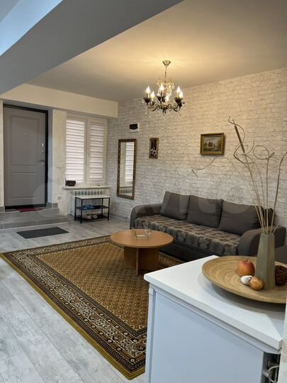 1-к. квартира, 58 м², 1/14 эт.