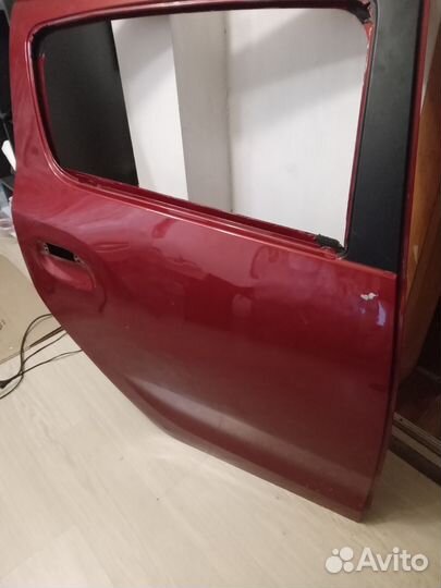 Дверь renault sandero 2