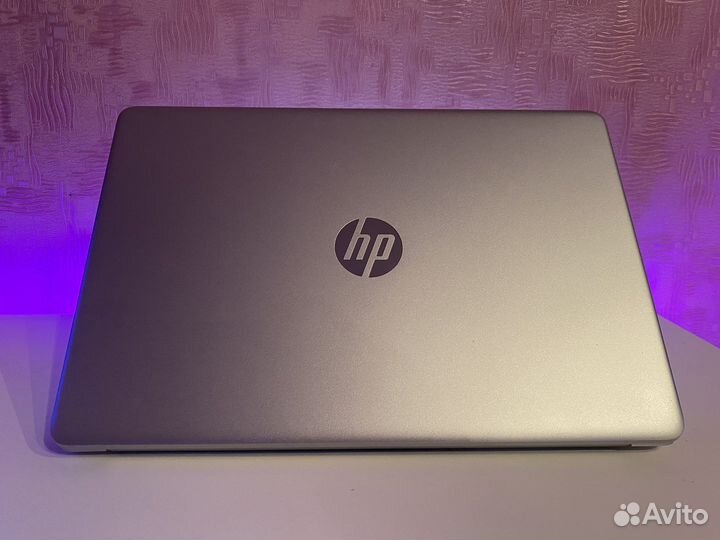 Ноутбук HP i3-11th/8ram/256SSD