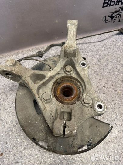 Кулак поворотный передний левый Chevrolet Cruze