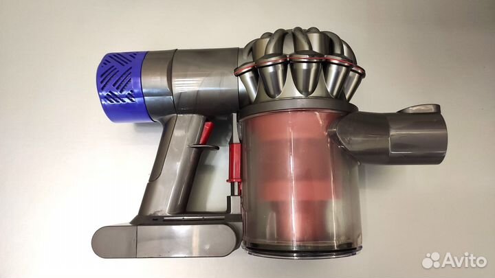 Пылесос Dyson V6 - Аккумулятор - 28 мин