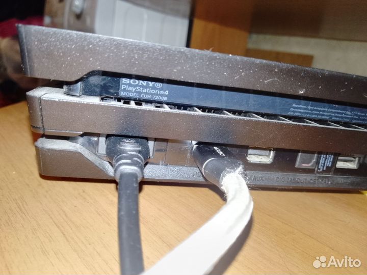 Sony playstation 4 PS4 pro 1tb с геймпадом