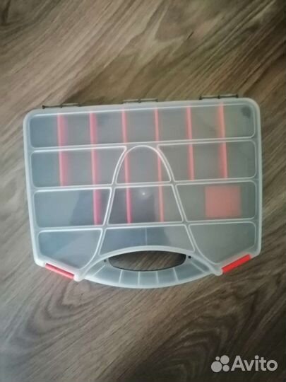 Контейнер для кручков, блесер, воблеров,грузьев