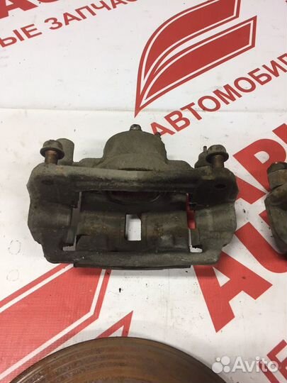 Суппорт передний правый Мазда 6 2006