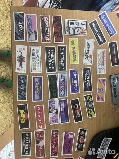 Наклейки на машину