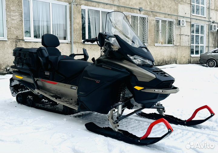 SKI-DOO expedition SE 900 ACE turbo VIP