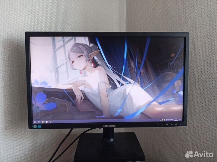 Монитор samsung
