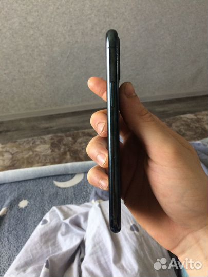 iPhone 11 pro 64gb green