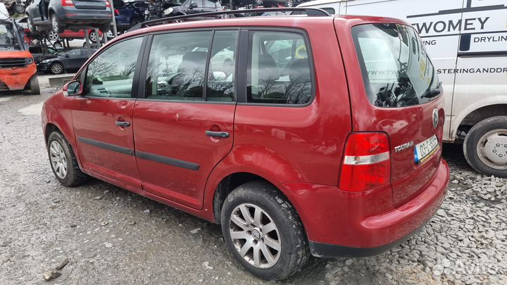 Защита двигателя верхняя volkswagen touran (1T1, 1