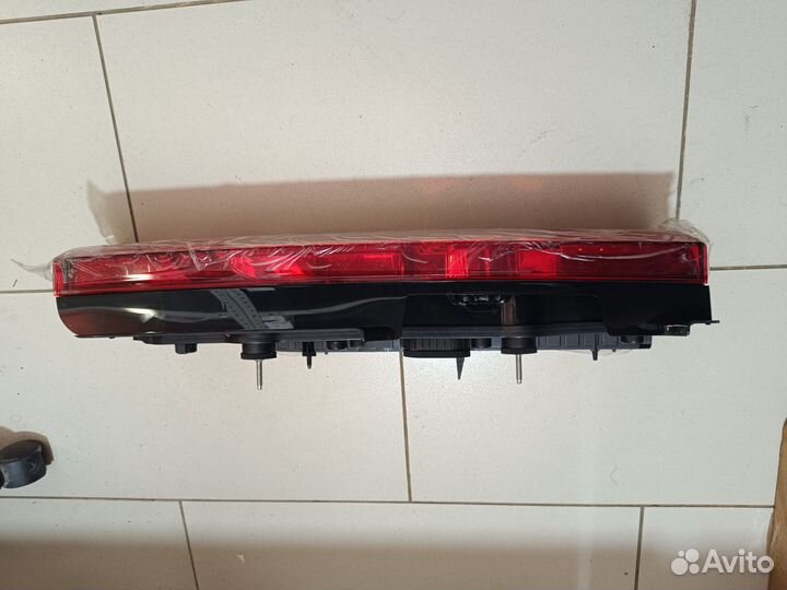 Фонарь задний правый