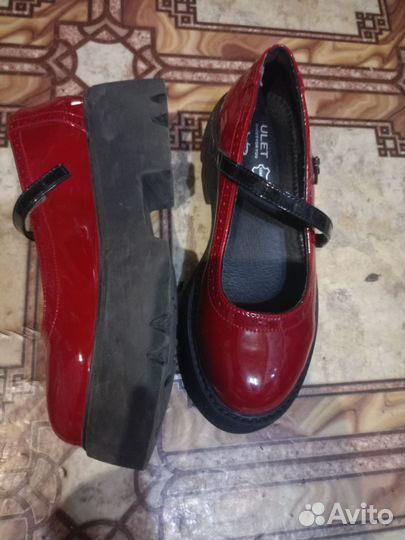 Ботинки для девочки