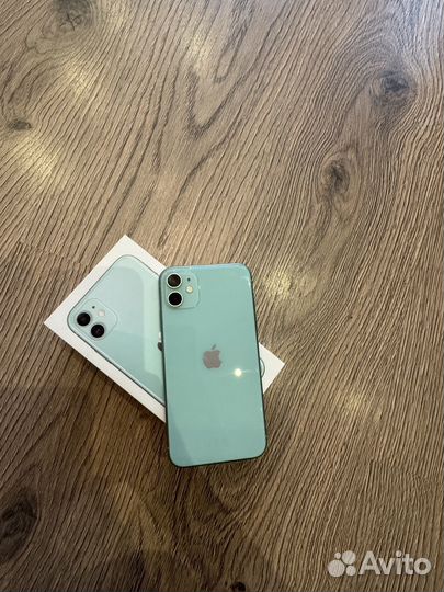 iPhone 11, 64 ГБ