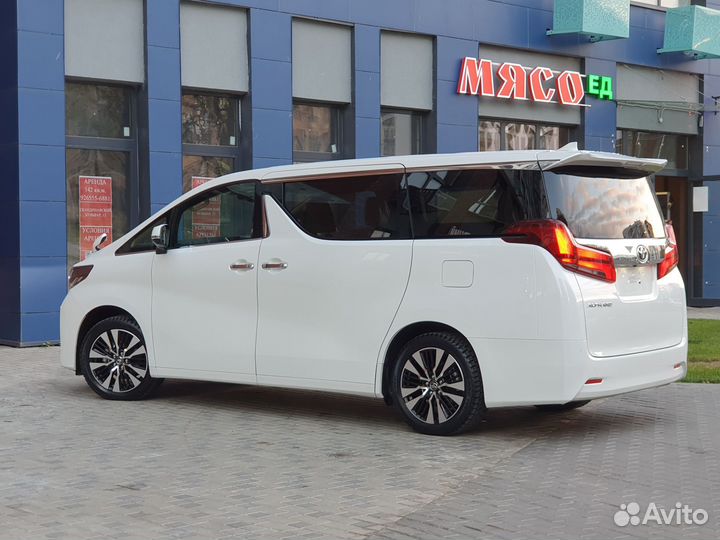 Toyota Alphard 2.5 CVT, 2023, 50 км