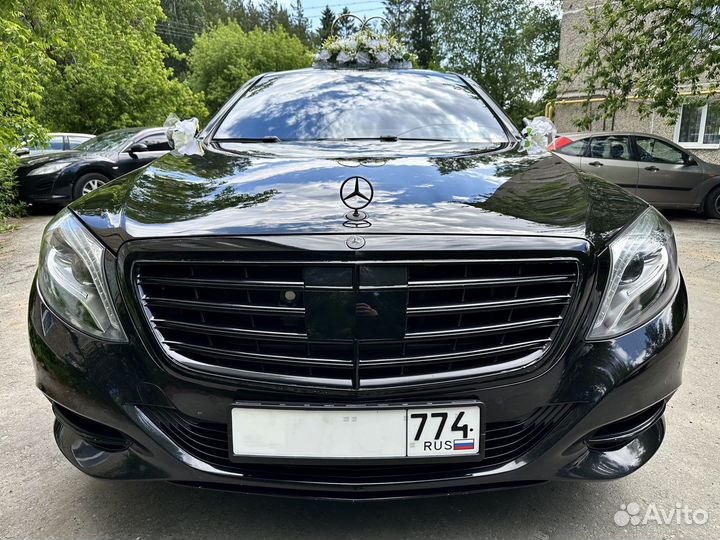 Украшение на свадебный автомобиль